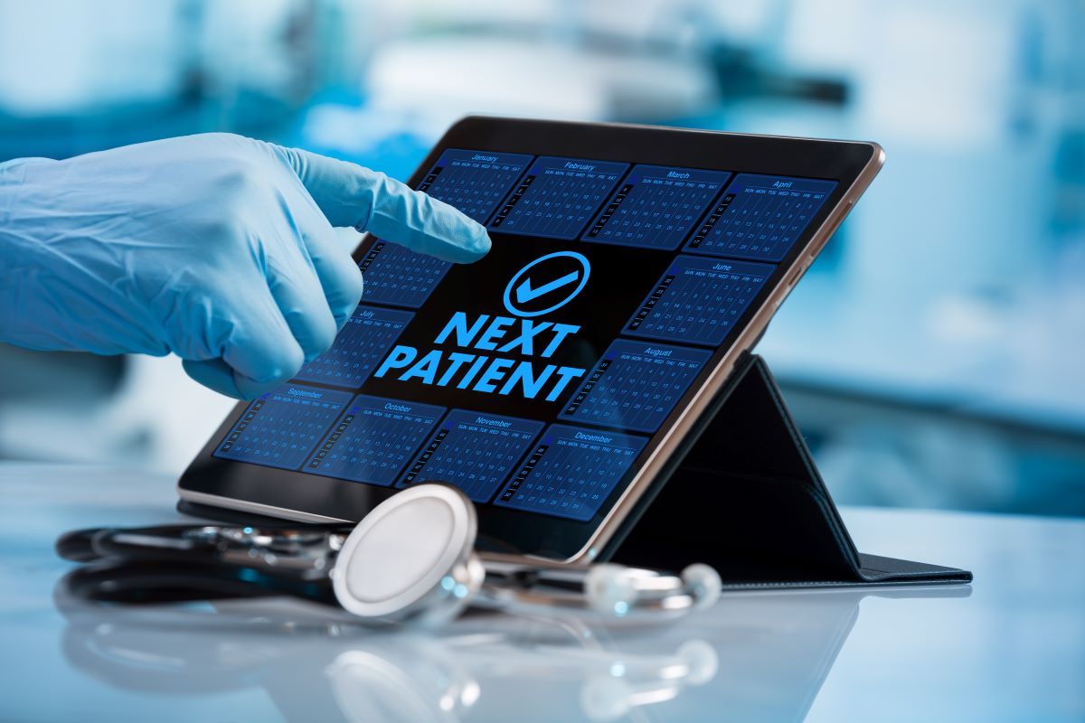 4 Advantages of Patient Scheduling Software 